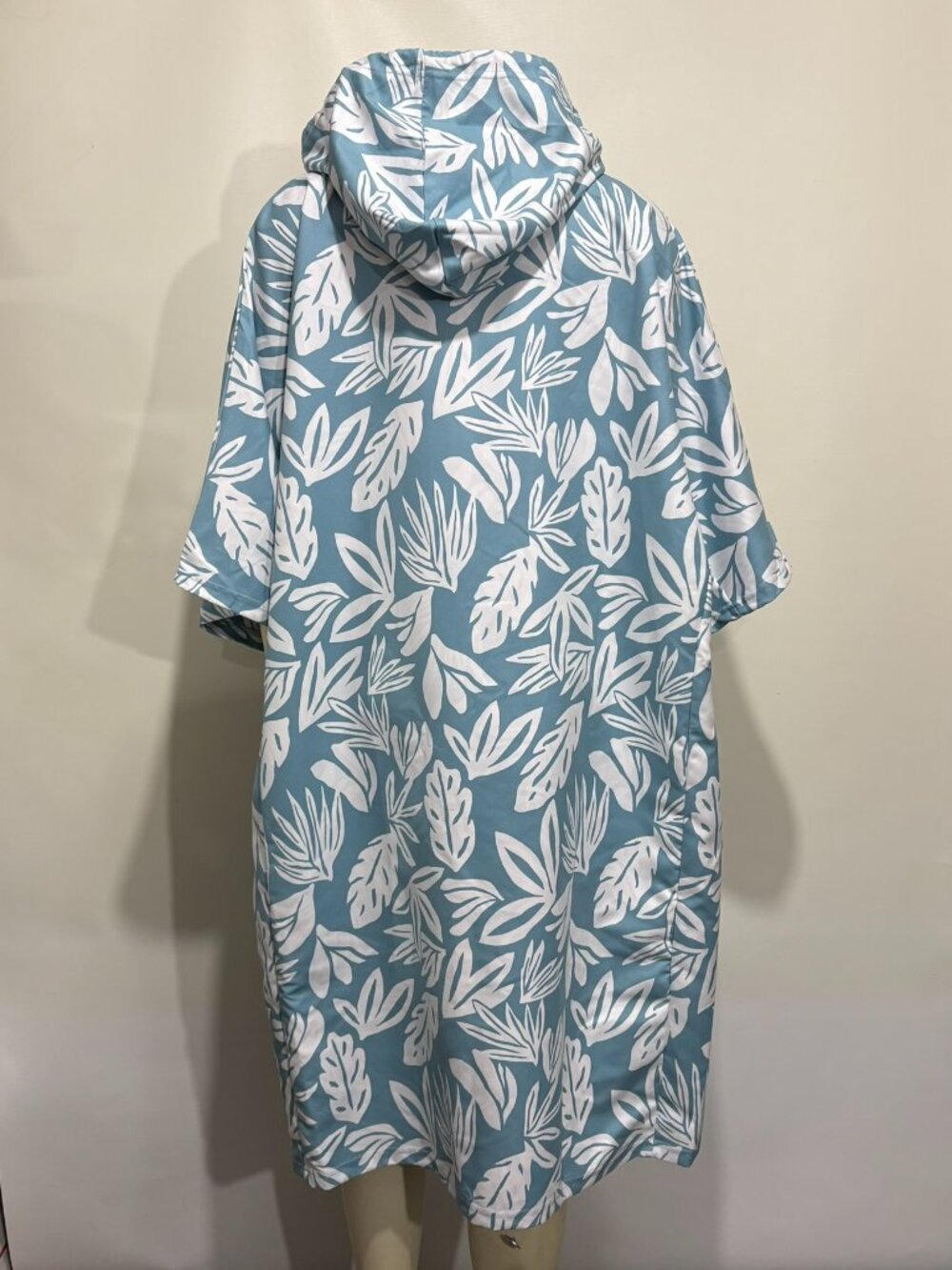 RipSkirt Hawaii Blue Tropical Changing Cozy Hooded Poncho Cover-Up One Size NEW - Picture 5 of 8